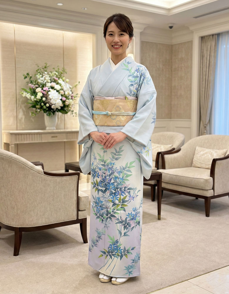 加賀友禅 訪問着 毎田健治『センダン』水色