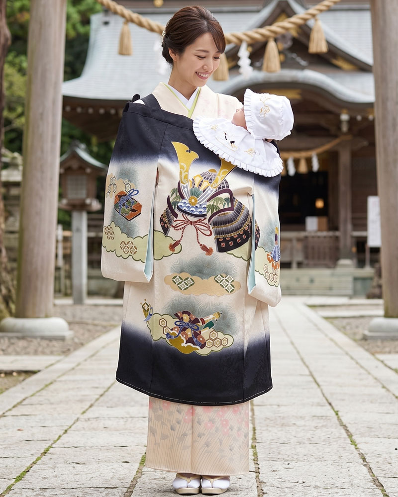 【新品】お宮参り 男児 産着 レンタル -手描き正絹- 黒白 兜
